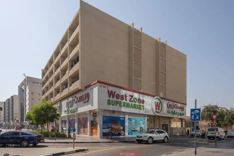 تاریخچه فروشگاه West Zone